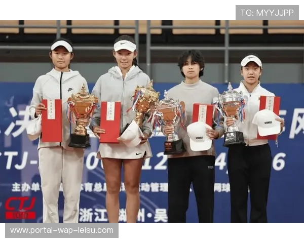 湖州青少年总决赛U16男单决赛激战正酣，张嘉函冲击双冠王